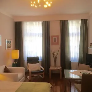 Philadelphia Apartment