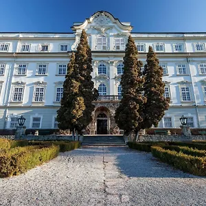 Schloss Leopoldskron Отель